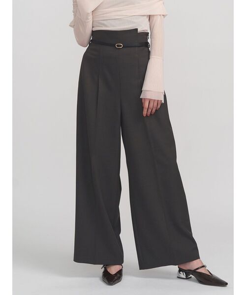 LAGUNAMOON（ラグナムーン）の「バイカラーベルトパンツ（その他パンツ・レディース・アイボリー/ダークブラウン/チャコールグレー・MEDIUM/SMALL）」の3枚目の写真