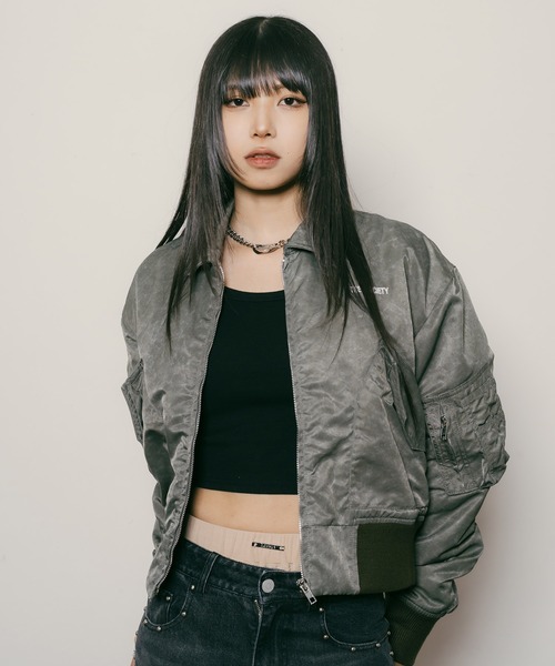 Subciety(サブサエティ)の「CWU-36P【WOMEN】(ミリタリージャケット・レディース・カモフラージュ/ブラック/オリーブ・FREE)」の3枚目の写真