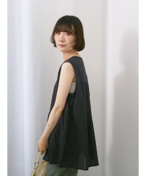 Samansa Mos2 blue（サマンサモスモスブルー）の「【Made in India】ノースリーブレースブラウス（シャツ/ブラウス・レディース・オフホワイト/チャコールグレー/イエロー・F）」の13枚目の写真