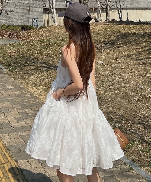FREE STYLISTS(フリー スタイリスト)の「YUGA_YGMC Jacquard camisole dress(ワンピース・レディース・ブラック/ホワイト/ベビーピンク・FREE)」の15枚目の写真