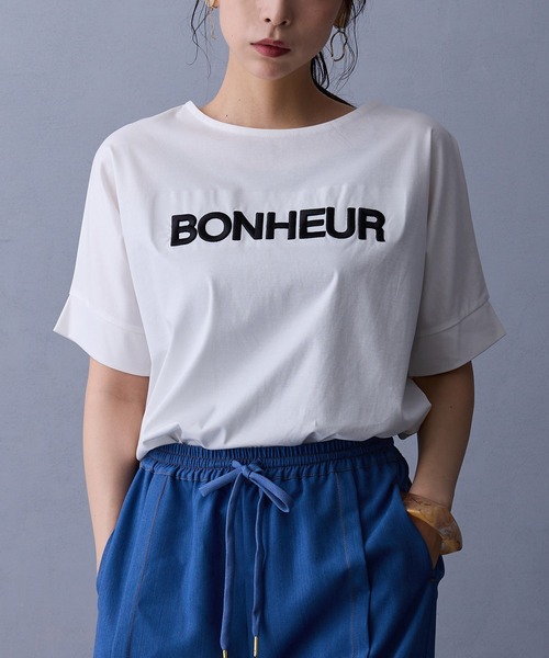 NICOLE white（ニコルホワイト）の「刺繍ロゴTシャツ（Tシャツ/カットソー・レディース・オフホワイト/ブラック/ボルドー・FREE）」の2枚目の写真