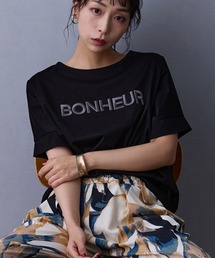 NICOLE white | 刺繍ロゴTシャツ(Tシャツ/カットソー)