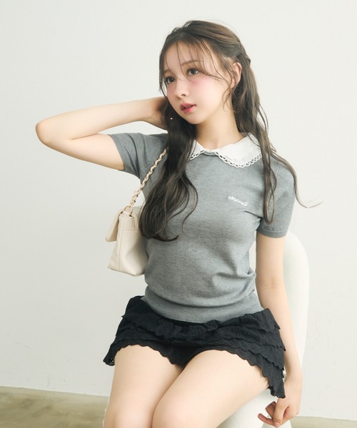 TITTY&CO.(ティティーアンドコー)の「襟付き半袖ニット(ニット/セーター・レディース・グレー/ネイビー・FREE)」の2枚目の写真