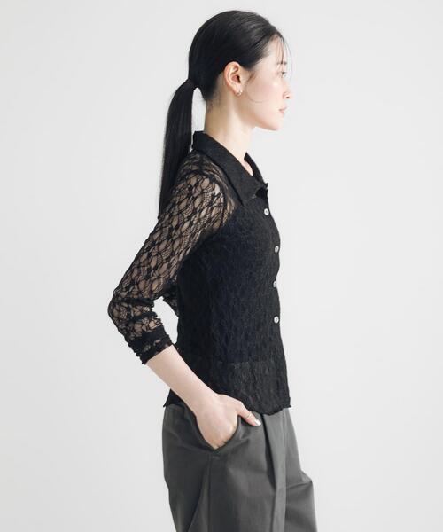 URBAN RESEARCH（アーバンリサーチ）の「ストレッチレースシャツカラーブラウス（シャツ/ブラウス・レディース・オフホワイト/ブラック・FREE）」の16枚目の写真