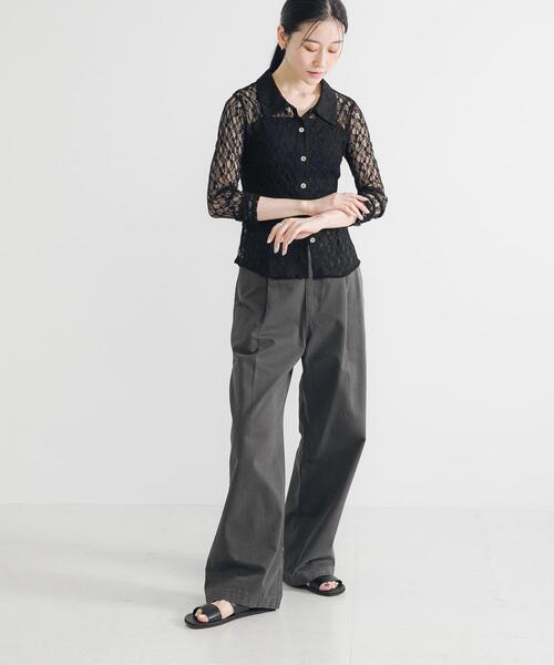 URBAN RESEARCH（アーバンリサーチ）の「ストレッチレースシャツカラーブラウス（シャツ/ブラウス・レディース・オフホワイト/ブラック・FREE）」の17枚目の写真