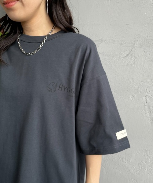 NORDISK（ノルディスク）の「[NORDISK/ノルディスク] 別注 HYGGE カモ バックプリントTシャツ（Tシャツ/カットソー・レディース・チャコールグレー/ホワイト・50/48/46/44）」の15枚目の写真