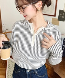 moment+（モーメントプラス）の「ヘンリーネックボーダーフーディー（Tシャツ/カットソー・レディース）」