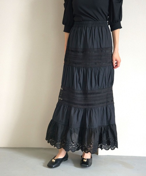 mysty woman（ミスティウーマン）の「コットンティアードレーススカート　586727（スカート・レディース・ブラック/オフホワイト/ブラウン・FREE）」の3枚目の写真