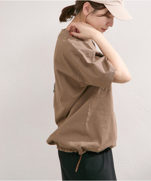 JOURNAL STANDARD(ジャーナルスタンダード)の「《追加6》シャーリングTシャツ(Tシャツ/カットソー・レディース・ブラック系その他/ブラウン系その他/ホワイト・FREE)」の3枚目の写真