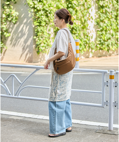 JOURNAL STANDARD（ジャーナルスタンダード）の「《追加6》シャーリングＴシャツ（Tシャツ/カットソー・レディース・ブラック系その他/ブラウン系その他/ホワイト・FREE）」の15枚目の写真