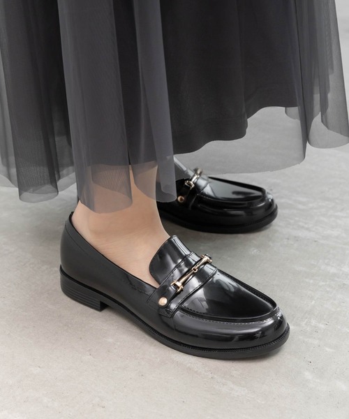 RANDA(ランダ)の「ビットローファーレインシューズ(レインシューズ・レディース・ブラック/グレイッシュベージュ・LL/S/M/L)」の1枚目の写真