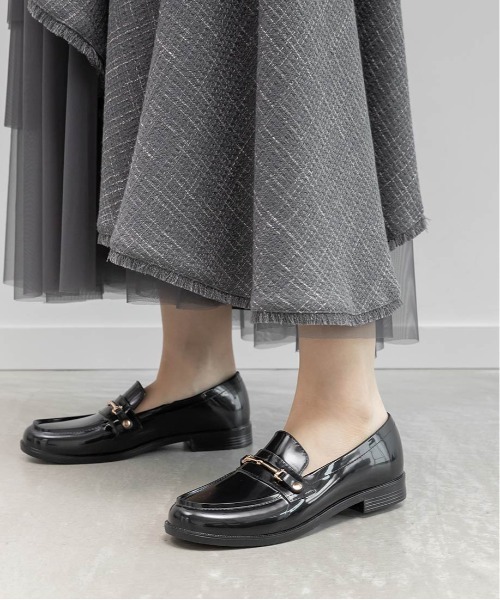 RANDA(ランダ)の「ビットローファーレインシューズ(レインシューズ・レディース・ブラック/グレイッシュベージュ・LL/S/M/L)」の4枚目の写真