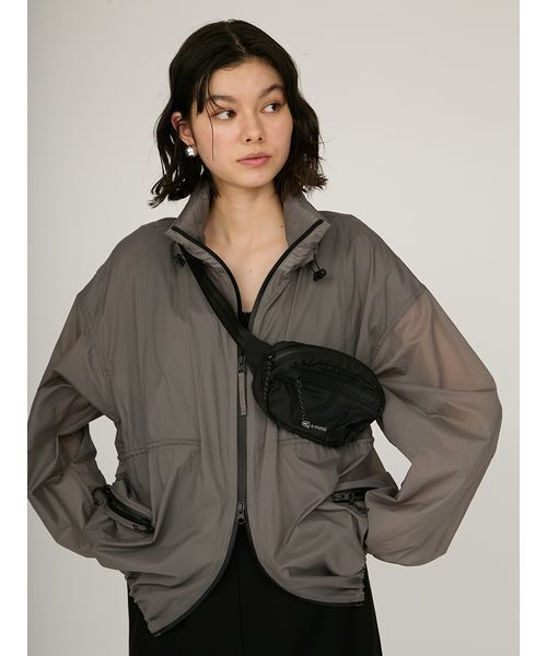 emmi（エミ）の「【emmi×KEEN】RECYCLE NYLON HIPBAG（ボディバッグ/ウエストポーチ・レディース・ブラック・F）」の3枚目の写真