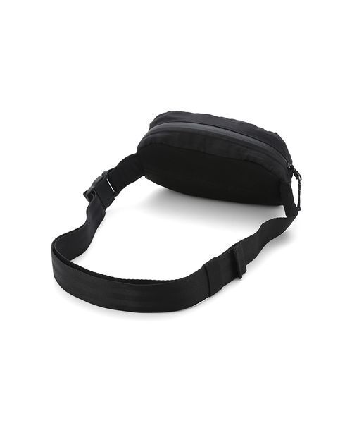 emmi（エミ）の「【emmi×KEEN】RECYCLE NYLON HIPBAG（ボディバッグ/ウエストポーチ・レディース・ブラック・F）」の6枚目の写真
