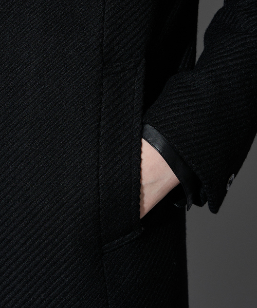 5351 POUR LES HOMMES（ゴーサンゴーイチプールオム）の「【25A/W】尾州産 ピークドラペル チェスターコート（チェスターコート・メンズ・ブルー/ブラック・44/46/48/50）」の9枚目の写真