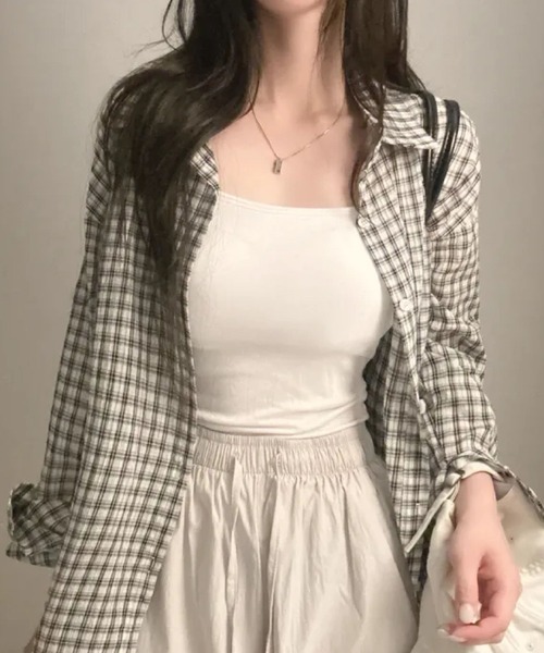 2ly2(トゥーリートゥー)の「軽やかに羽織れる!ゆったりチェック柄シャツ(シャツ/ブラウス・レディース・ホワイト/ピンク/ブラック・FREE)」の4枚目の写真