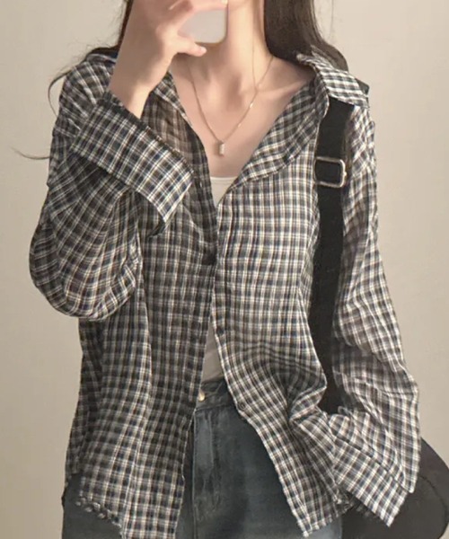 2ly2(トゥーリートゥー)の「軽やかに羽織れる!ゆったりチェック柄シャツ(シャツ/ブラウス・レディース・ホワイト/ピンク/ブラック・FREE)」の9枚目の写真