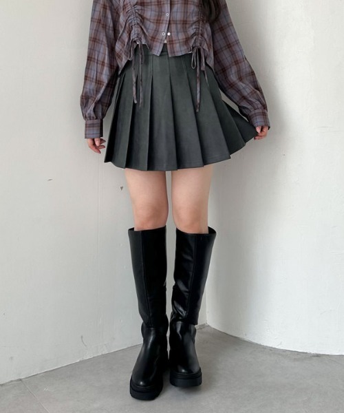 archives（アルシーヴ）の「【ＳＥＴＵＰ対応】フェイクレザープリーツミニスカート（スカート・レディース・ブラウン/ブラック・SMALL/MEDIUM）」の13枚目の写真