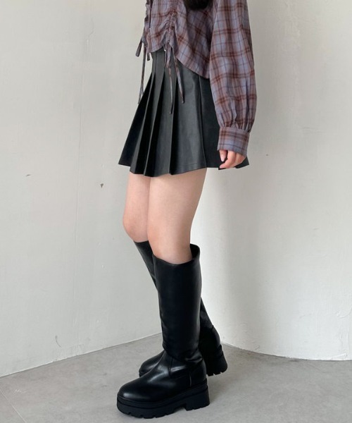 archives（アルシーヴ）の「【ＳＥＴＵＰ対応】フェイクレザープリーツミニスカート（スカート・レディース・ブラウン/ブラック・SMALL/MEDIUM）」の15枚目の写真