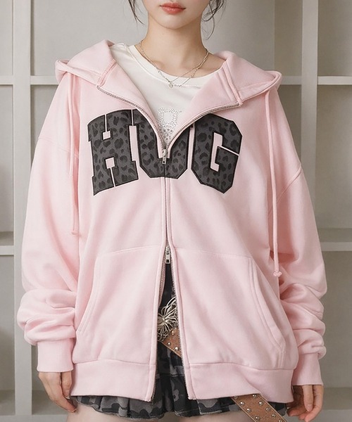 SPINNS（スピンズ）の「レオパロゴがGALくて可愛い☆Wジップビッグパーカー（パーカー・レディース・オフホワイト/杢グレー/ブラック/ピンク/ネイビー・ONESIZE）」の5枚目の写真