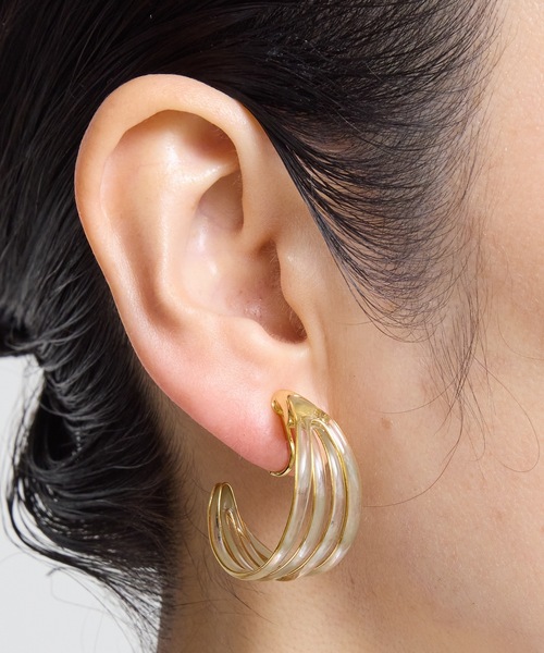 The Rule(ザルール)の「The Rule ザルール:Lattice earring 4重フープイヤリング(イヤリング・レディース・ホワイト/グリーン・FREE)」の1枚目の写真