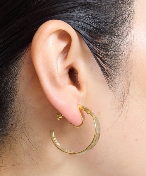 The Rule(ザルール)の「The Rule ザルール:Lattice earring 4重フープイヤリング(イヤリング・レディース・ホワイト/グリーン・FREE)」の10枚目の写真