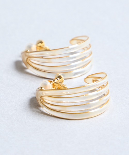 The Rule(ザルール)の「The Rule ザルール:Lattice earring 4重フープイヤリング(イヤリング・レディース・ホワイト/グリーン・FREE)」の6枚目の写真