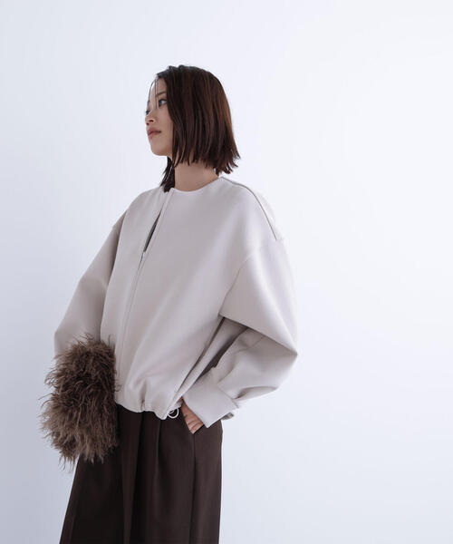 NATURAL BEAUTY BASIC（ナチュラルビューティーベーシック）の「◇ノーカラーダンボールブルゾン（ブルゾン・レディース・ベージュ/ダークカーキ/ブラック・FREE）」の2枚目の写真