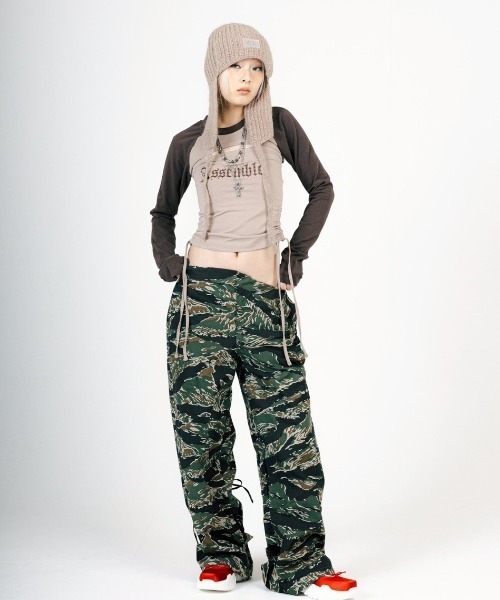 ROYAL FLASH（ロイヤルフラッシュ）の「MITSUKI/ミツキ/3WAY DESIGN TOPS（Tシャツ/カットソー・レディース・ホワイト/キャメル・F）」の7枚目の写真