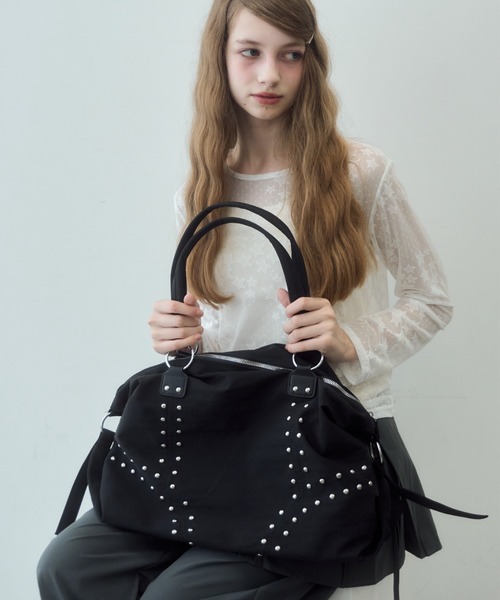 Birthday room（バースデイルーム）の「【1泊2日対応】スタッズ付きトートBAG/studded tote bag（トートバッグ・レディース・アイボリー/ブラック・FREE）」の14枚目の写真