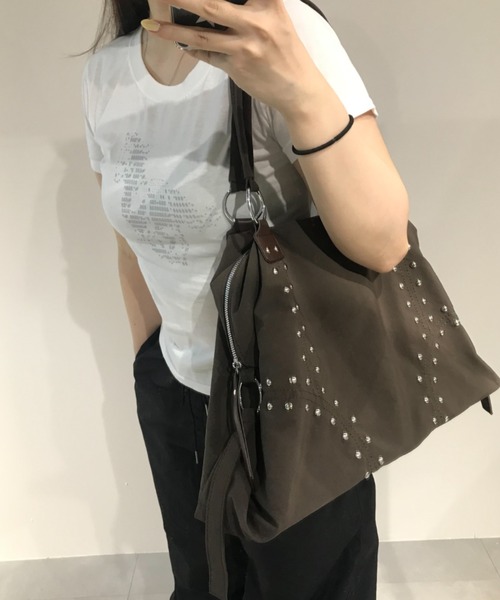 Birthday room（バースデイルーム）の「【1泊2日対応】スタッズ付きトートBAG/studded tote bag（トートバッグ・レディース・アイボリー/ブラック/チョコ・FREE）」の22枚目の写真