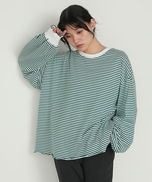 forksy.(フォルクシー)の「【forksy.】メローボリューム袖オーバーサイズボーダー長袖Tシャツ(Tシャツ/カットソー・レディース・グレー系/グリーン系/ブラウン系/ブラック系・FREE)」の4枚目の写真