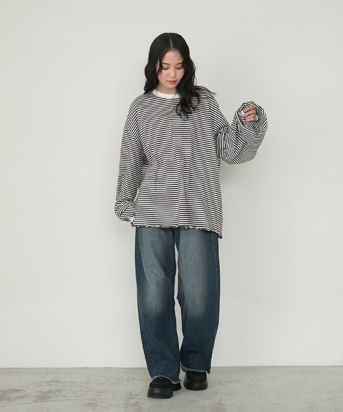 forksy.(フォルクシー)の「【forksy.】メローボリューム袖オーバーサイズボーダー長袖Tシャツ(Tシャツ/カットソー・レディース・グレー系/グリーン系/ブラウン系/ブラック系・FREE)」の22枚目の写真