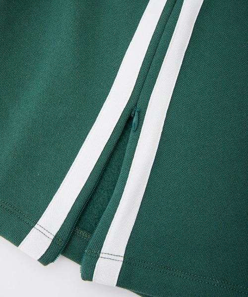 BILLABONG(ビラボン)の「【BILLABONG/ビラボン】24AW SIDE LINE SWEAT SKIR/スリットスウェットスカート(スカート・レディース・グリーン/スミクロ/レッドパープル・MEDIUM/LARGE)」の14枚目の写真