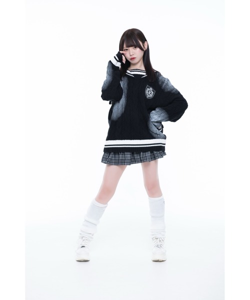 TRAVAS TOKYO(トラバス トウキョウ)の「『TRAVAS TOKYO/トラバス トーキョー』顔料加工セーラーカラーケーブルニット(ニット/セーター・レディース・ホワイト/ブラック・FREE)」の5枚目の写真
