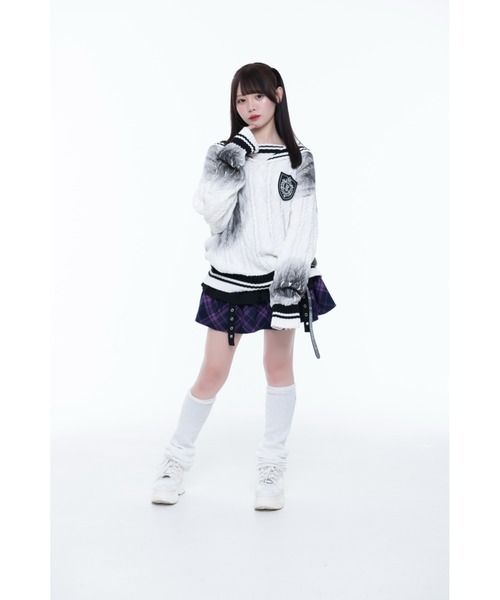 TRAVAS TOKYO(トラバス トウキョウ)の「『TRAVAS TOKYO/トラバス トーキョー』顔料加工セーラーカラーケーブルニット(ニット/セーター・レディース・ホワイト/ブラック・FREE)」の11枚目の写真