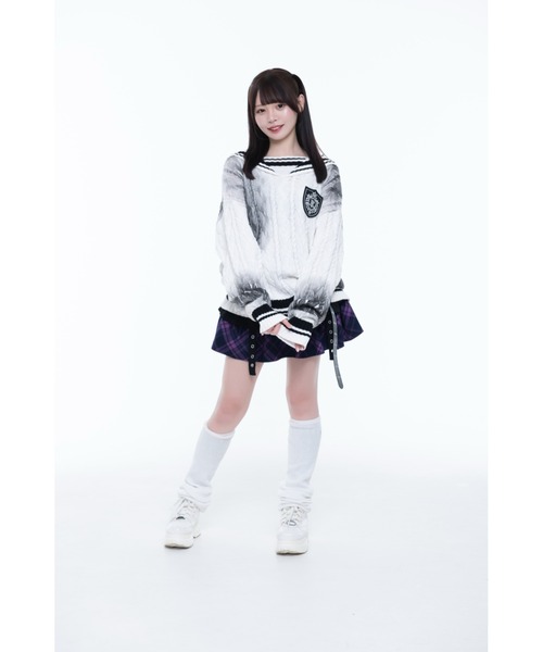 TRAVAS TOKYO(トラバス トウキョウ)の「『TRAVAS TOKYO/トラバス トーキョー』顔料加工セーラーカラーケーブルニット(ニット/セーター・レディース・ホワイト/ブラック・FREE)」の12枚目の写真