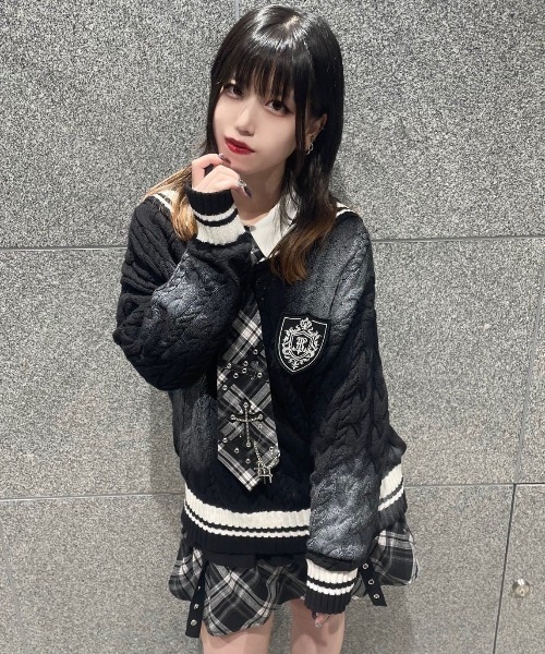 TRAVAS TOKYO(トラバス トウキョウ)の「『TRAVAS TOKYO/トラバス トーキョー』顔料加工セーラーカラーケーブルニット(ニット/セーター・レディース・ホワイト/ブラック・FREE)」の19枚目の写真