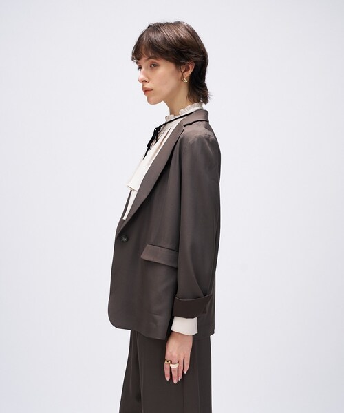 cloenc（クロエンス）の「【セットアップ／手洗い可】ポイントカラーテーラードジャケット（テーラードジャケット・レディース・ブラック/カーキ/ダークブラウン・01/02/03）」の21枚目の写真
