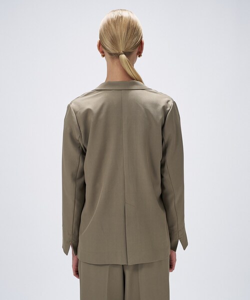 cloenc（クロエンス）の「【セットアップ／手洗い可】ポイントカラーテーラードジャケット（テーラードジャケット・レディース・ブラック/カーキ/ダークブラウン・01/02/03）」の7枚目の写真