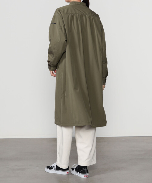 ORCIVAL（オーシバル）の「ORCIVAL | ポリタイプライター ギャザーロングライトアウター WOMEN（ワンピース・レディース・ベージュ系その他/ブラック・1）」の17枚目の写真