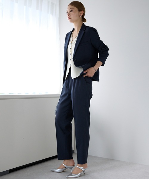 etre pret（エトレプレ）の「洗える！高機能ノータックテーパードパンツ ※セットアップ可（スーツパンツ・レディース・ネイビー/ブラック・7号/9号/11号/13号）」の16枚目の写真