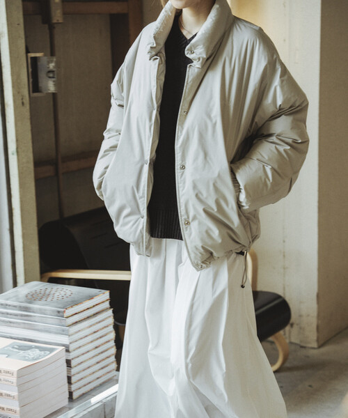 NANGA（ナンガ）の「NANGA × Firsthand/ナンガ 別注 オーロラテックス リサイクル ダウンジャケット / ショートダウン（ダウンジャケット/コート・レディース・ブラック/オフホワイト・S/M）」の5枚目の写真