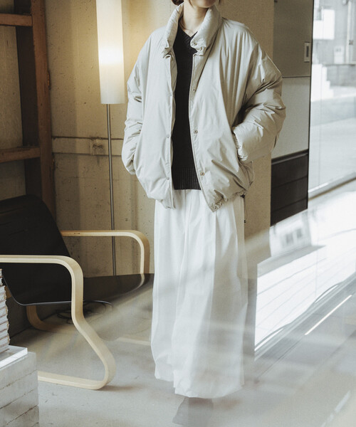 NANGA（ナンガ）の「NANGA × Firsthand/ナンガ 別注 オーロラテックス リサイクル ダウンジャケット / ショートダウン（ダウンジャケット/コート・レディース・ブラック/オフホワイト・S/M）」の10枚目の写真