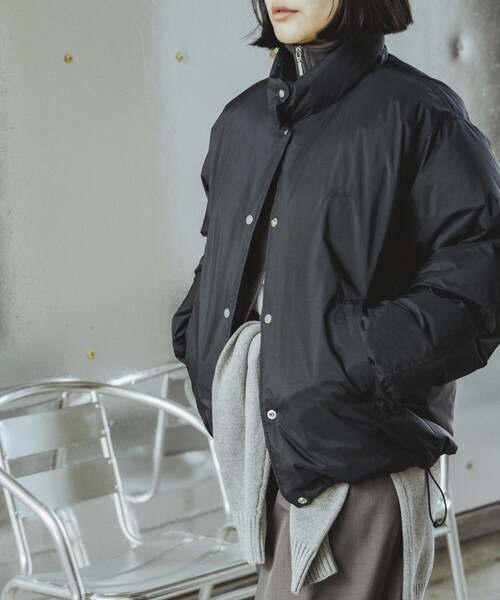 NANGA（ナンガ）の「NANGA × Firsthand/ナンガ 別注 オーロラテックス リサイクル ダウンジャケット / ショートダウン（ダウンジャケット/コート・レディース・ブラック/オフホワイト・S/M）」の13枚目の写真