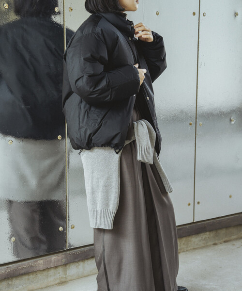 NANGA（ナンガ）の「NANGA × Firsthand/ナンガ 別注 オーロラテックス リサイクル ダウンジャケット / ショートダウン（ダウンジャケット/コート・レディース・ブラック/オフホワイト・S/M）」の15枚目の写真