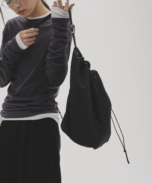 TODAYFUL（トゥデイフル）の「TODAYFUL Nylon Back Pack 12421028（バックパック/リュック・レディース・ブラック/バーガンディー・FREE）」の5枚目の写真