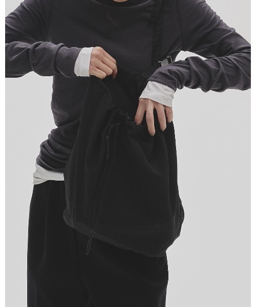 TODAYFUL（トゥデイフル）の「TODAYFUL Nylon Back Pack 12421028（バックパック/リュック・レディース・ブラック/バーガンディー・FREE）」の6枚目の写真