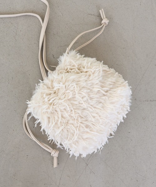 T・S・L（ティーエスエル）の「フェザーファー2way巾着ショルダーバッグ（ショルダーバッグ・レディース・アイボリー/ブラック/チャコール・FREE）」の7枚目の写真