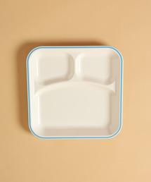 LAKOLE（ラコレ）の「【らこれキッズ】ライン仕切り角プレート / 599175（食器）」